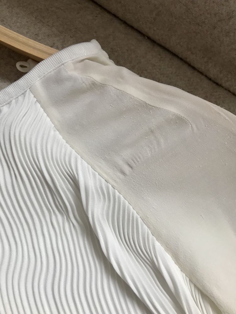 Biała bluzka plisowana Massimo Dutti M wada