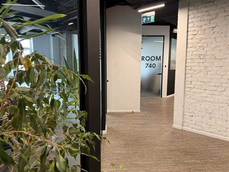 Пропонуємо місця для айтішників у коворкінгу на Подолі у БЦ "Астарта"