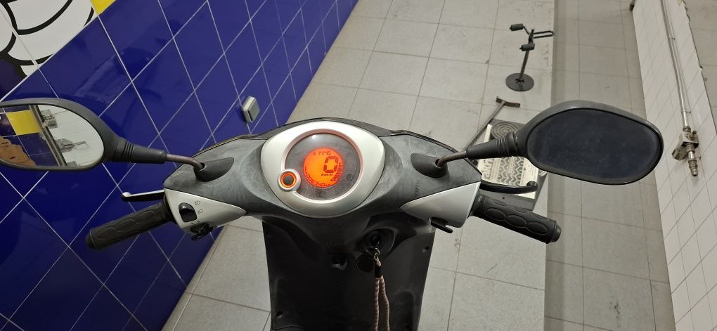 Yamaha Neos 49cc