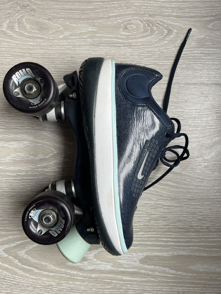 Wrotki NIKE rozm. 40,5, 26 cm uk 7