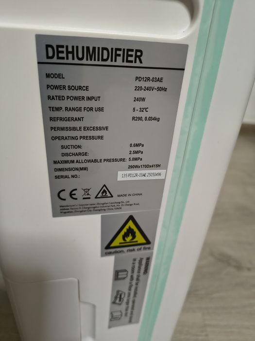 Осушувач повітря Dehumidifier PD12R-03AE