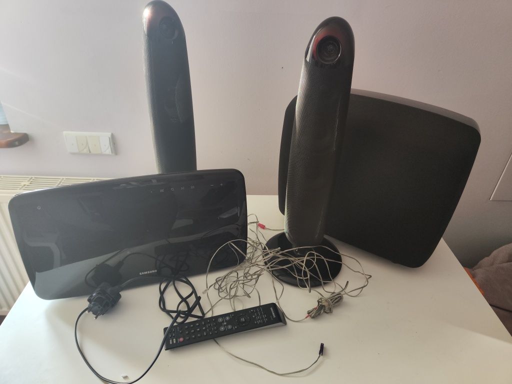Kino domowe Samsung HT-X710