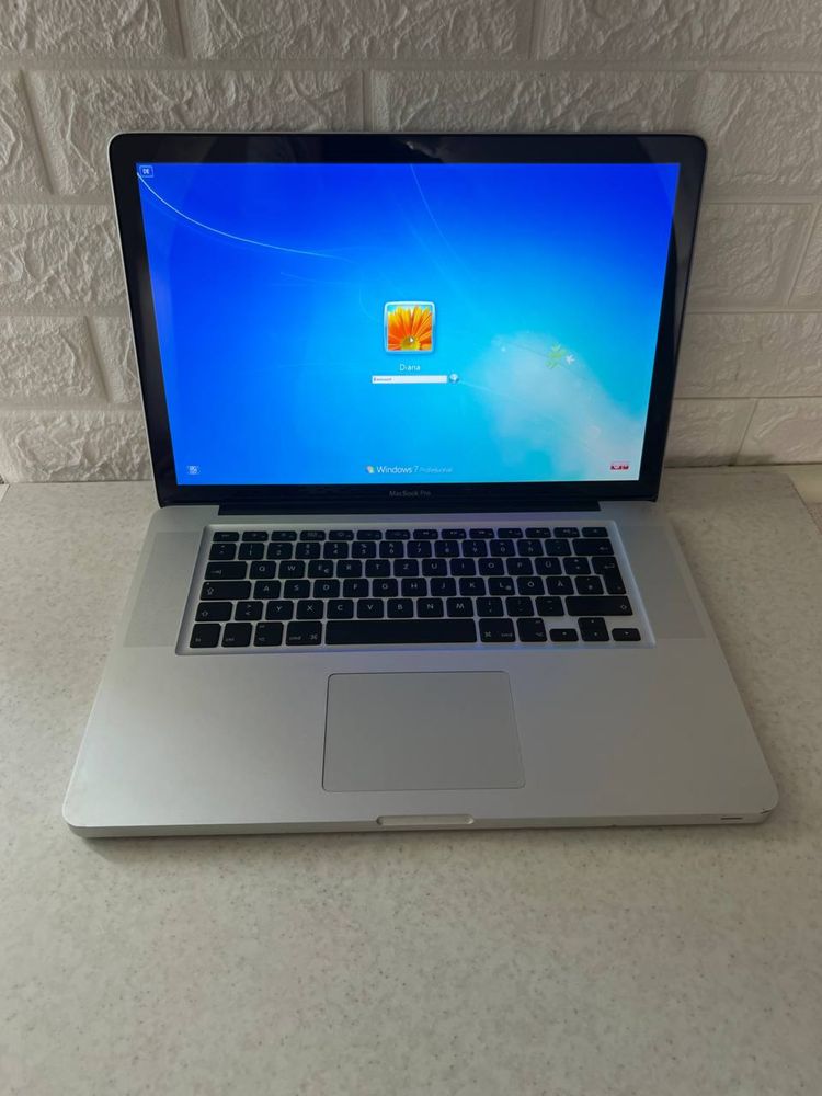 MacBook A1286 2009