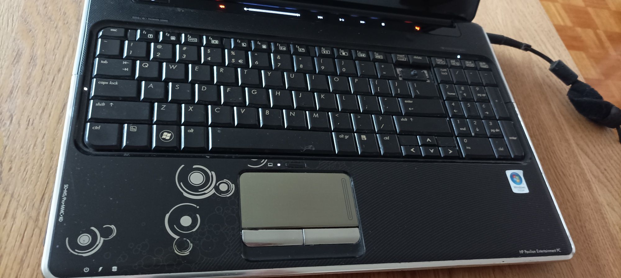 Laptop HP na części plus gratis