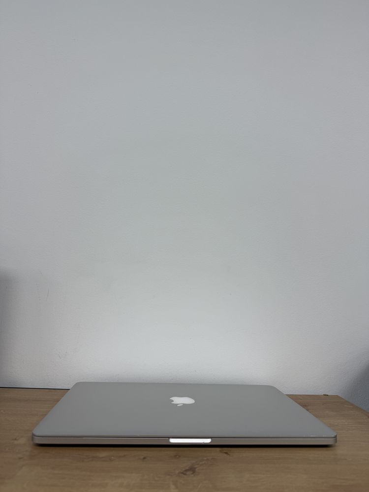 AMD R9 325cc Macbook Pro 15” 2015(2017) I7 16Gb 512Gb Гарантія Макбук