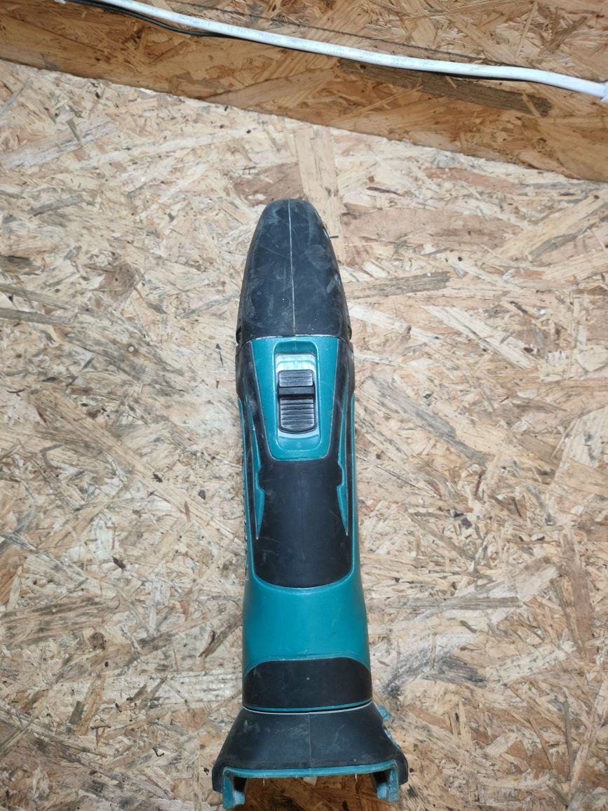 Szlifierka wielofunkcyjna Makita DTM50 multitool Makita DTM50 obroty