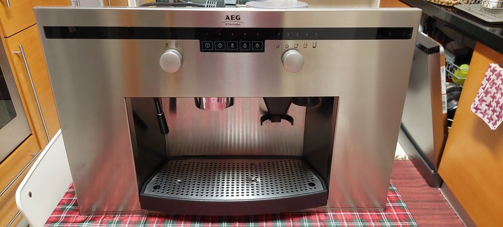 Máquina de cafe AEG de encastrar