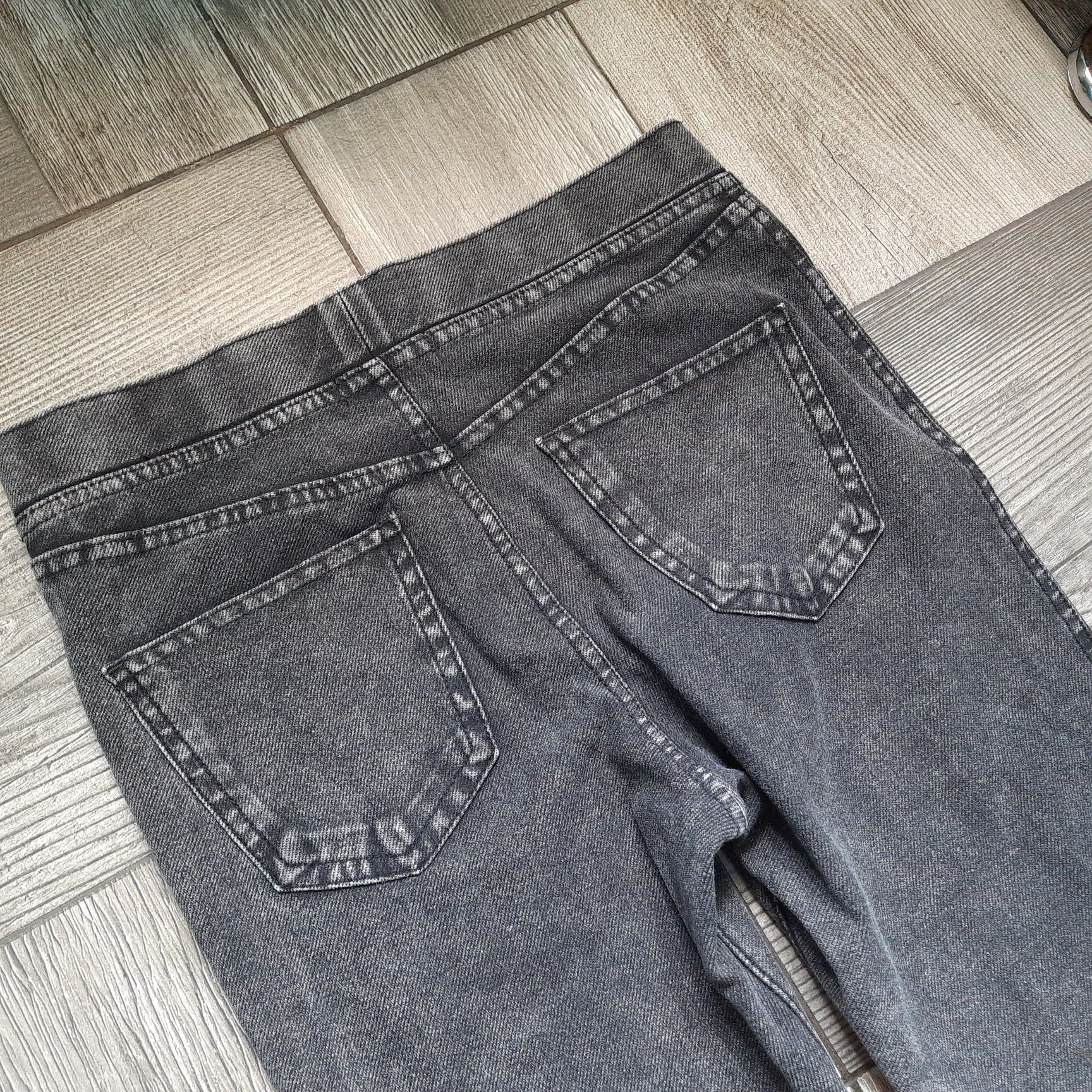 Легенькі сірі джеггінси,джинси H&M.Легкие джеггинсы,джинсы