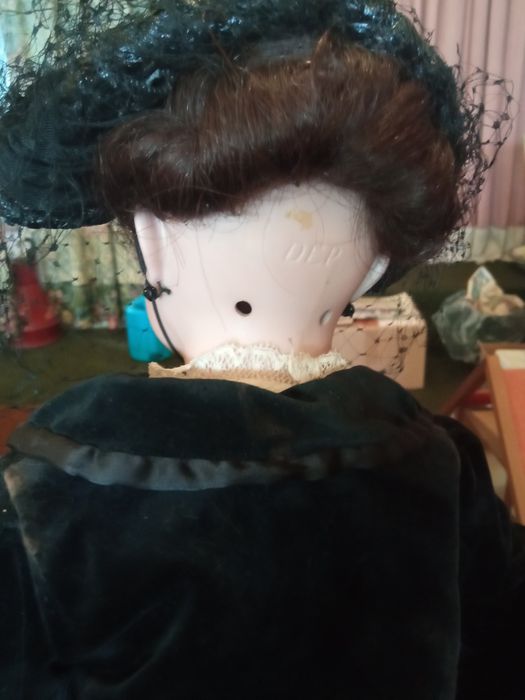 Boneca antiga DEP