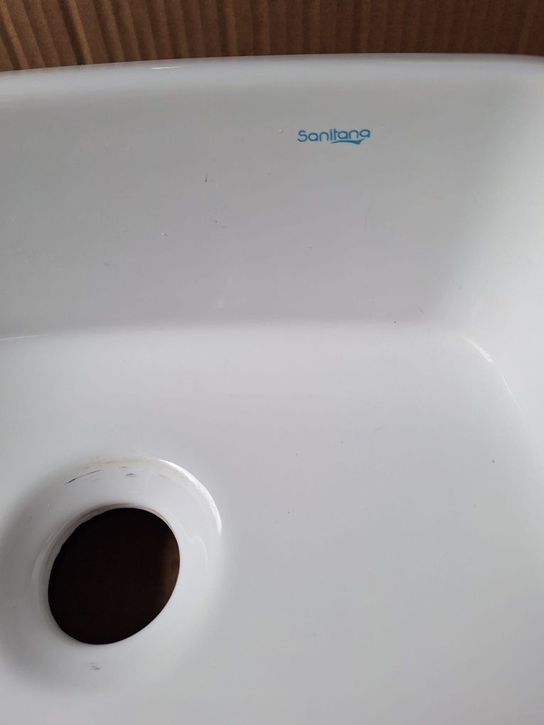 Lavatórios de pousar sanitana