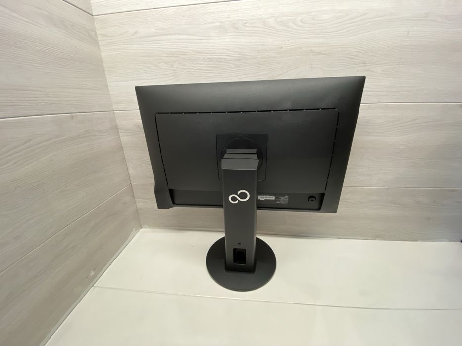 Монітор Fujitsu B2410WS — 24" WUXGA, стан як новий 1920×1200 (WUXGA)