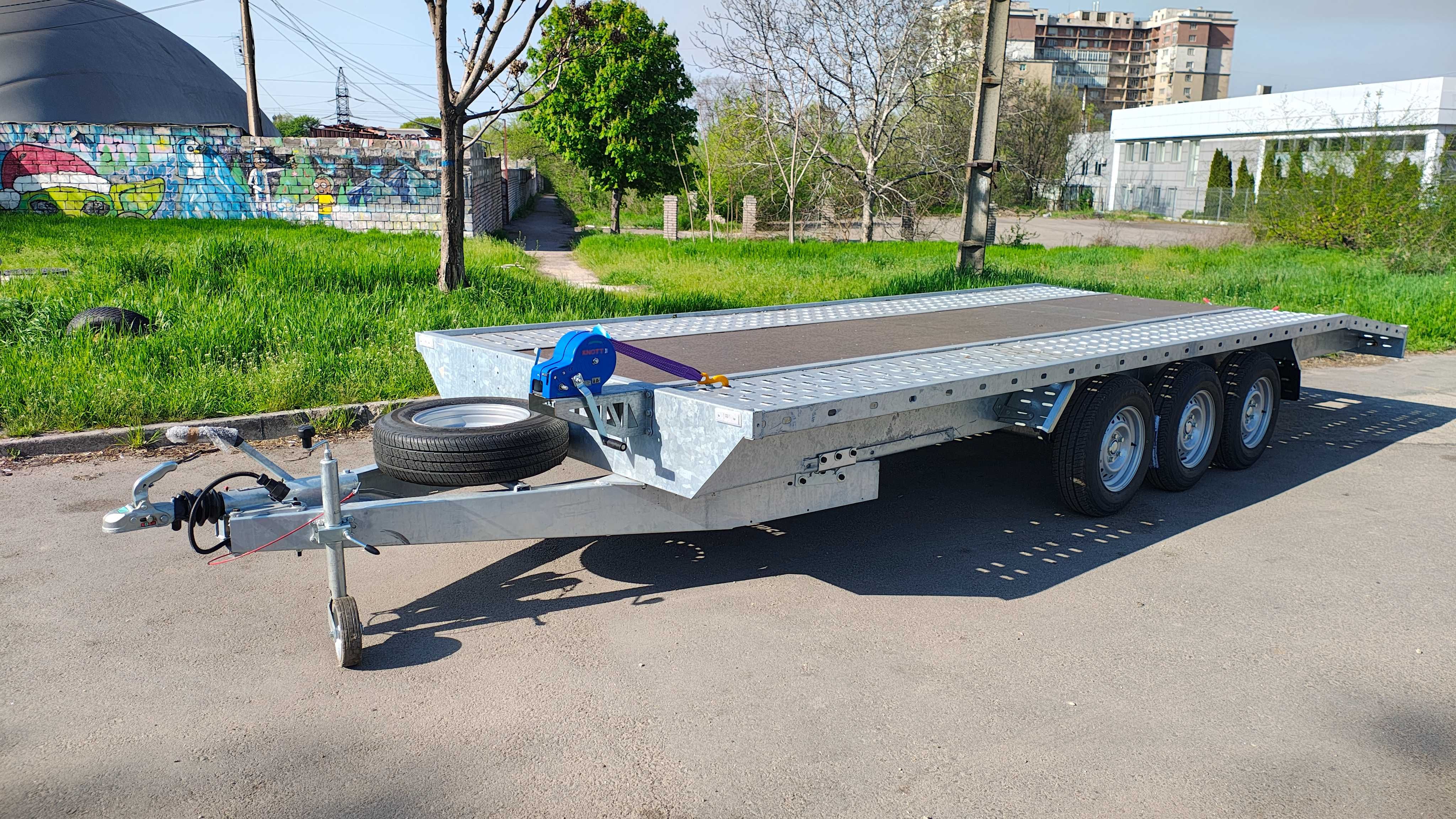 Причіп автовоз. Три осі. Евакуатор.