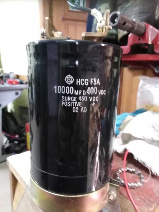 Продам конденсатори