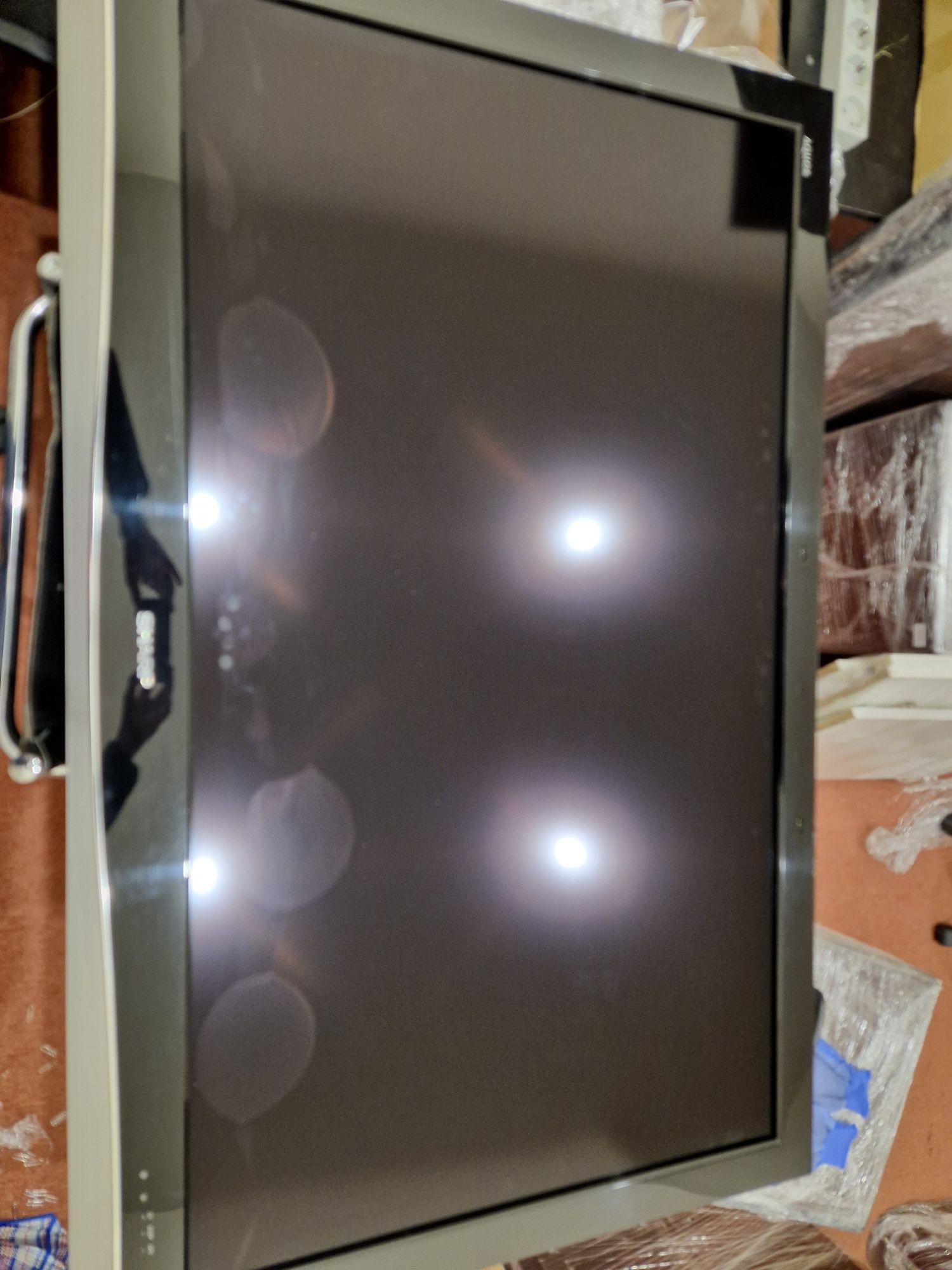 Телевизор Sharp LC-52xd1e
