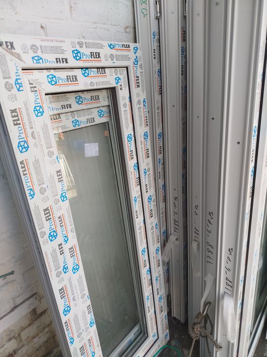 Двері та вікна металопластикові