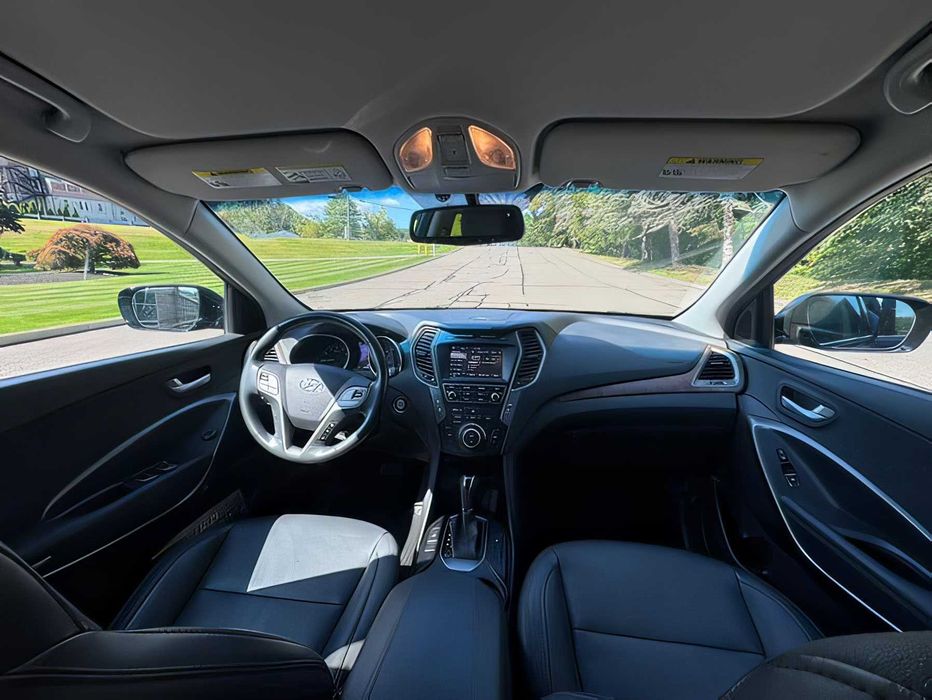 Hyundai Santa Fe      2018