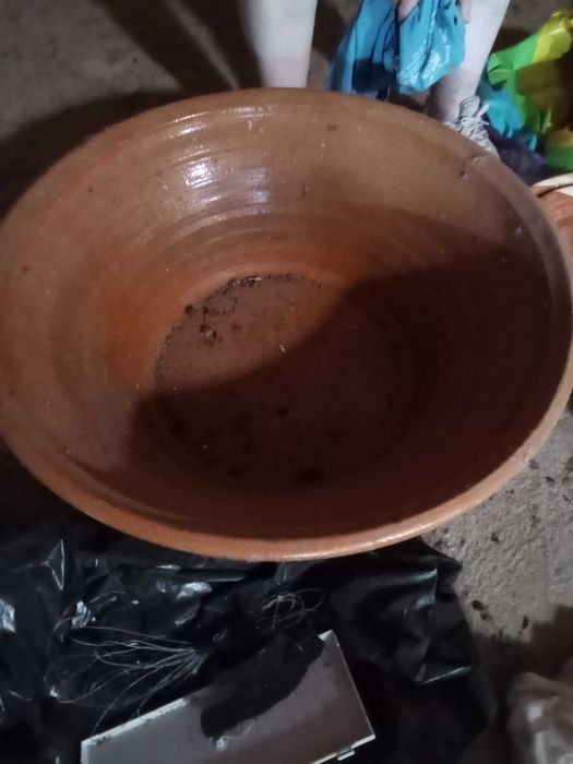 Vendo alguidares em barro de várias medidas