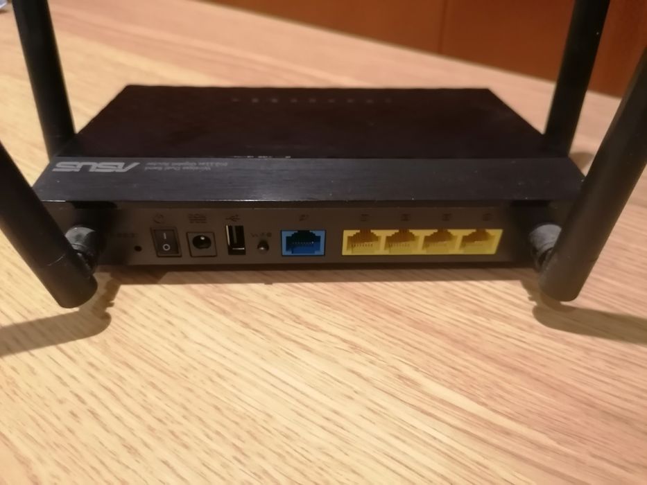 Router Asus RT-AC58U