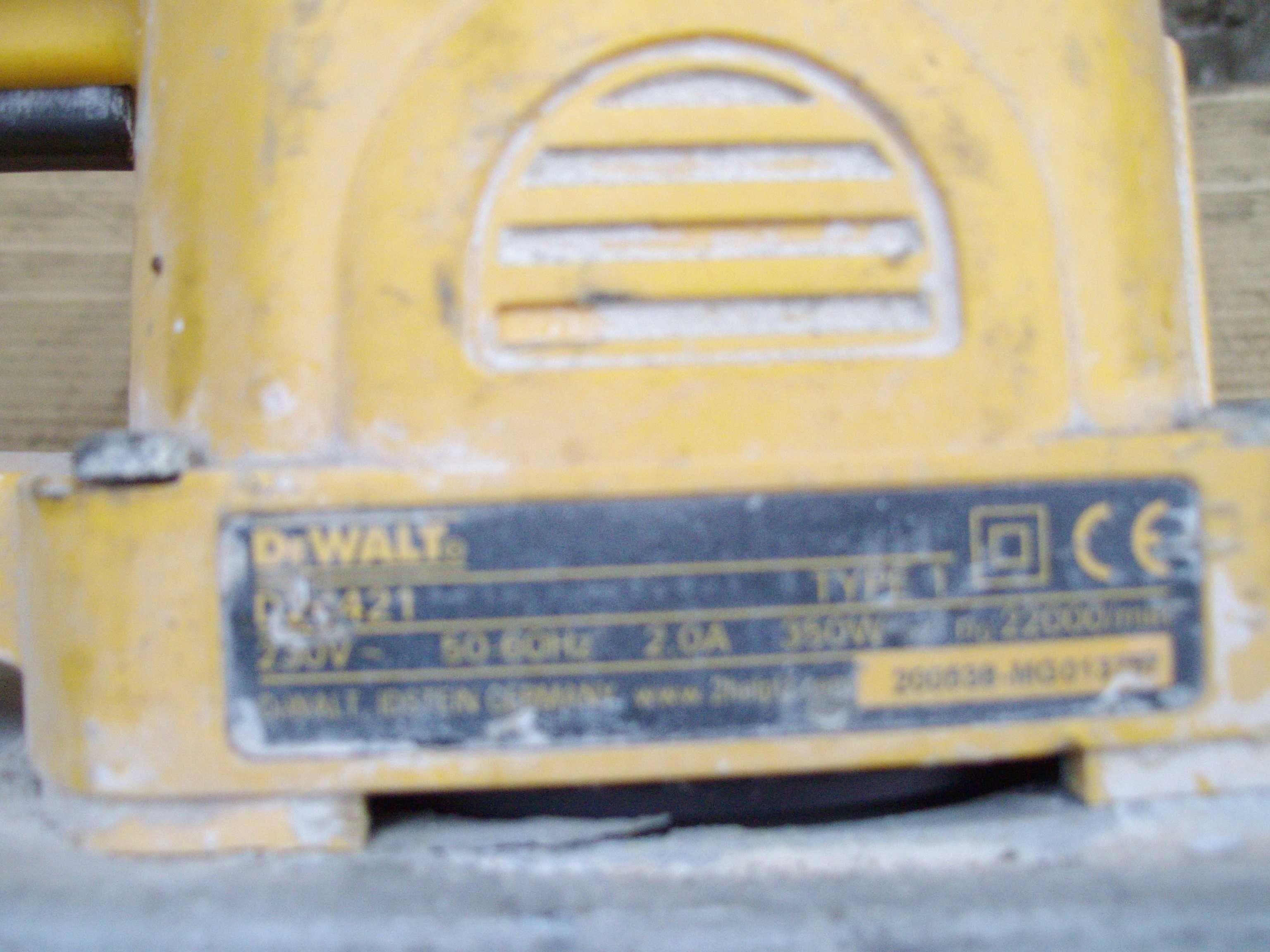 szlifierka oscylacyjna dewalt d26421