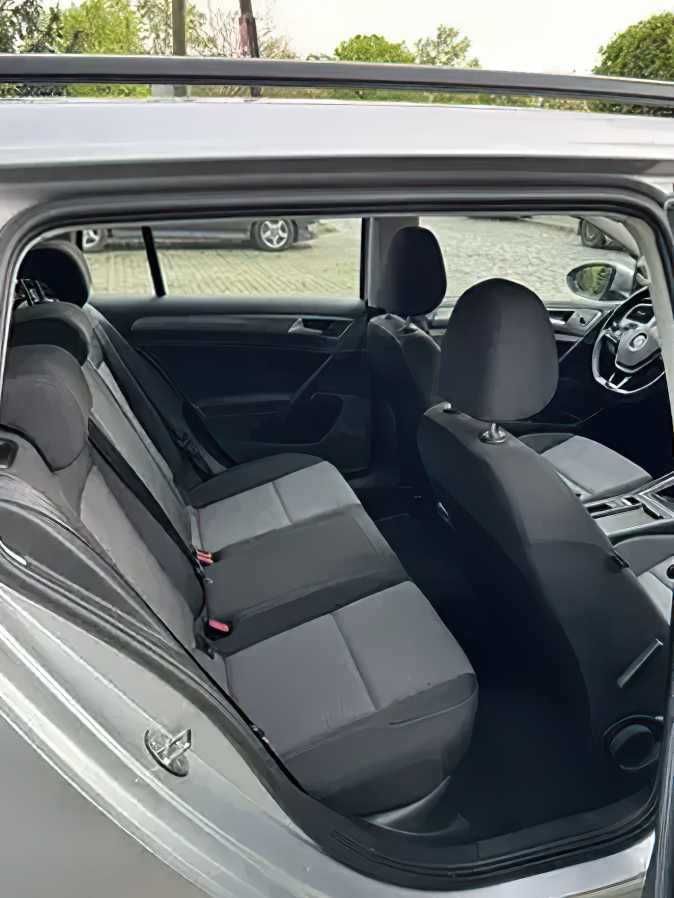 Volkswagen Golf 1.6 TDI BlueMotion Comfortline