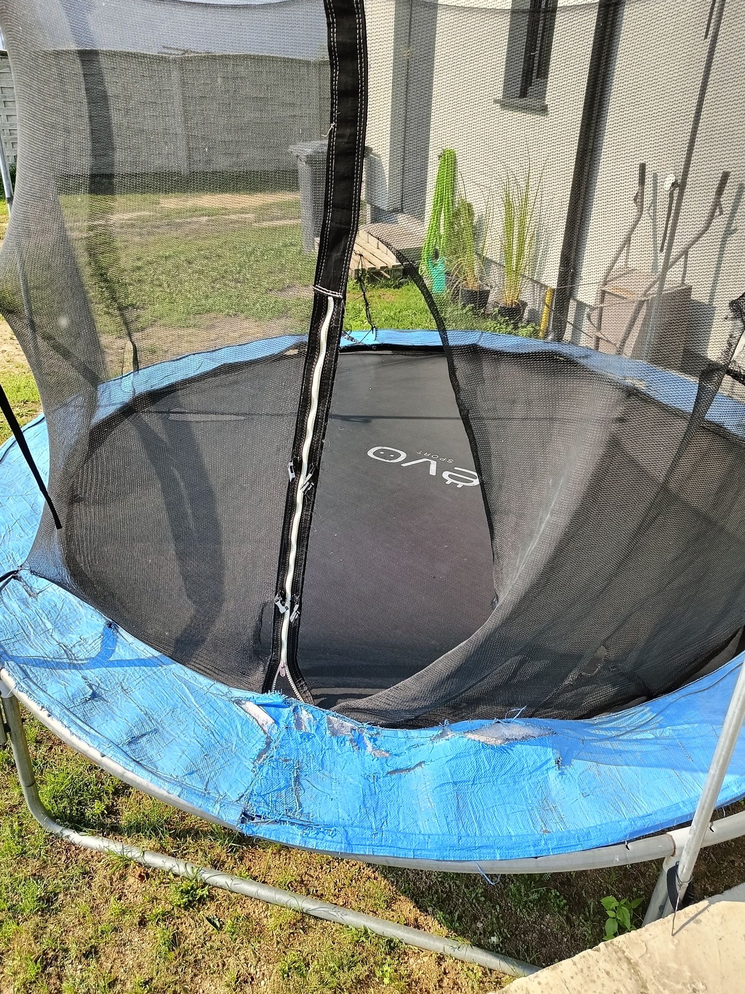 Trampolina ogrodowa