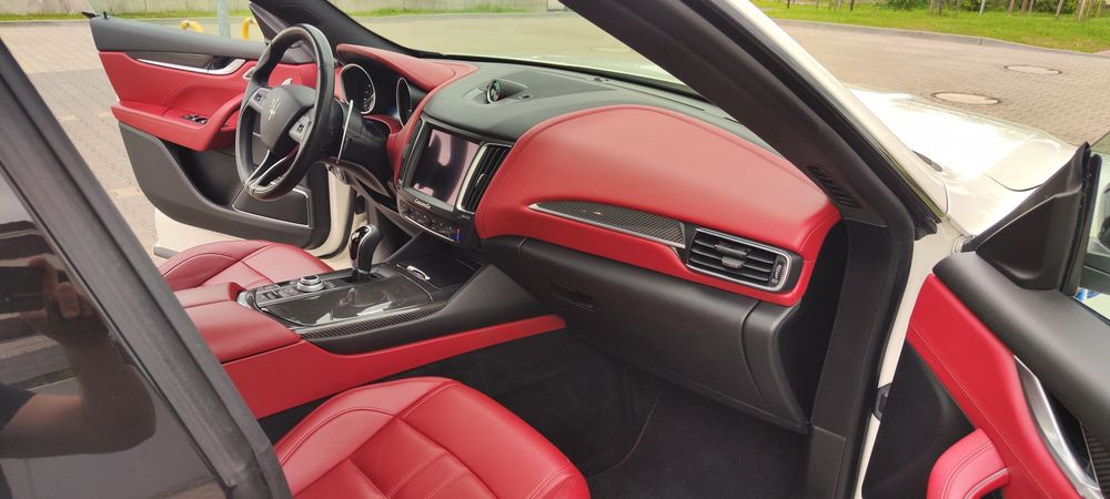 Maserati Levante SQ4 3.0 430km 87k SUPER STAN ZAMIANA