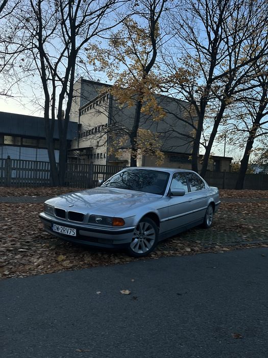 BMW e38  manual 2.8 + LPG świeża butla doinwestowana!