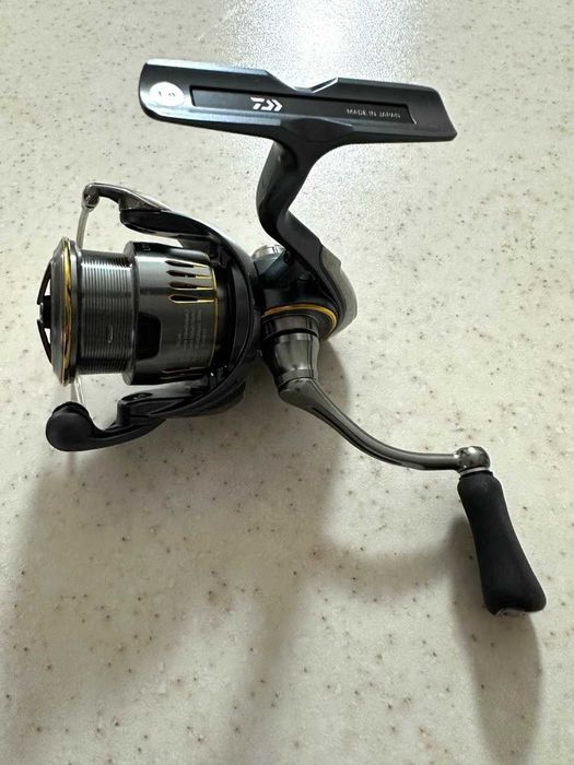 Котушка Daiwa 23 Airity LT-2000S-H
