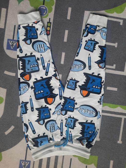 Spodnie i bluzka Kukukid r. 104