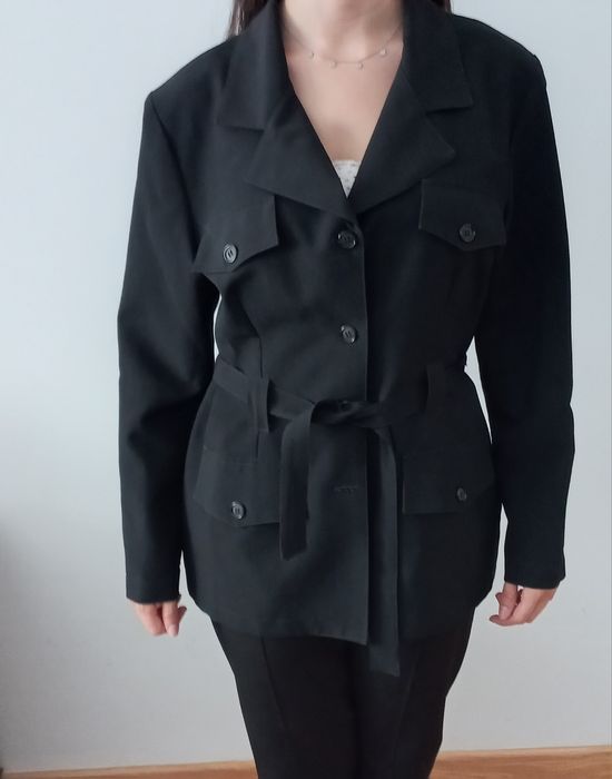 Casaco preto tamanho L