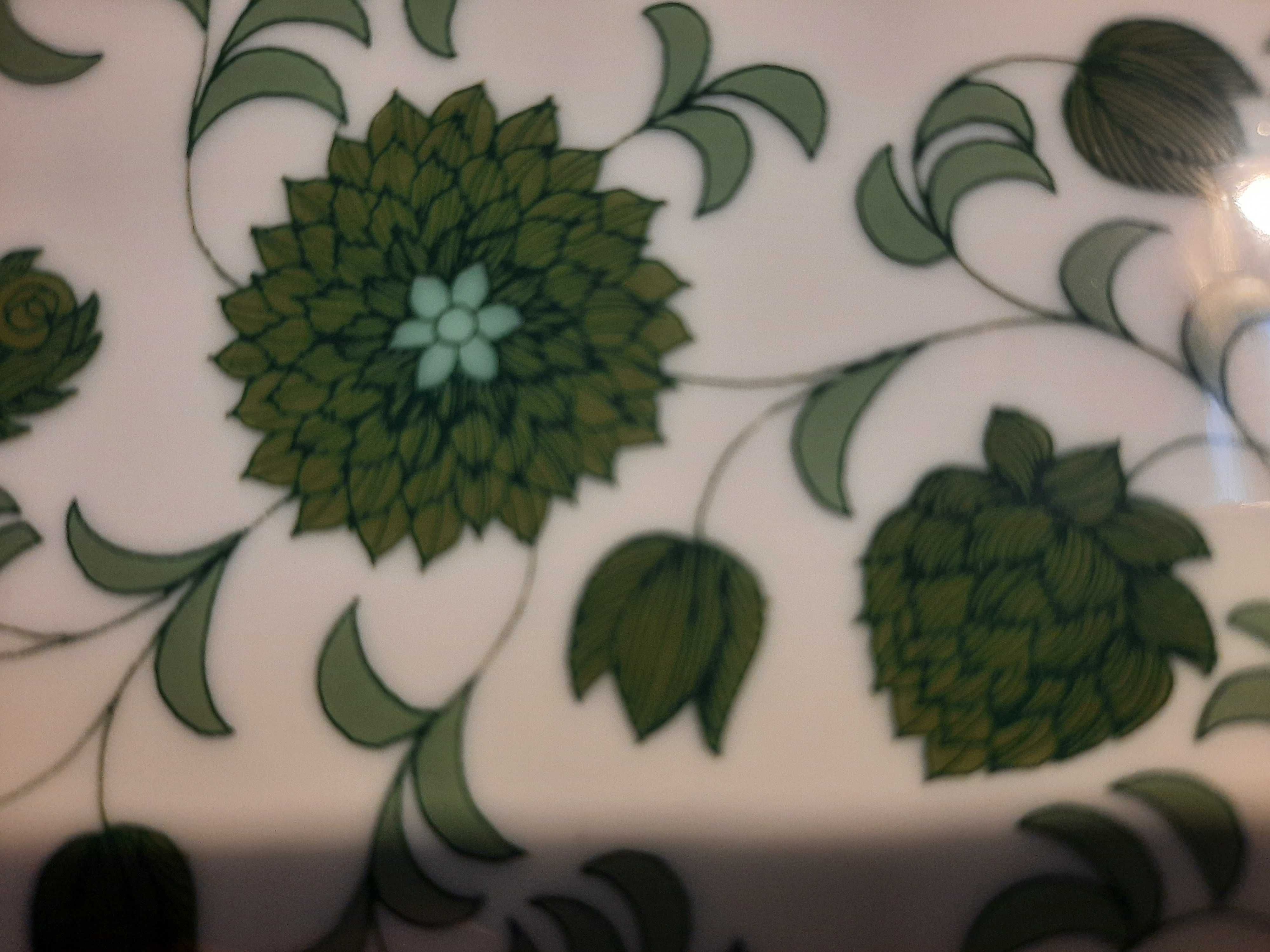 Фарфоровая тарелкалка .
Rosenthal . Декаративная.  .Ø 31,5 см