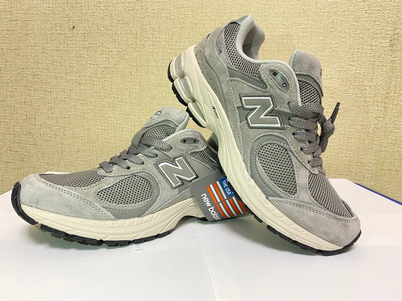 New Balance ML2002RC. Marblehead.