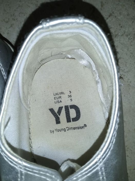 Sapatilhas mulher impecáveis