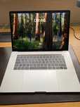 Sprzedam laptop Macbook Pro 15 A1990 i7 16GB 256GB sprawny