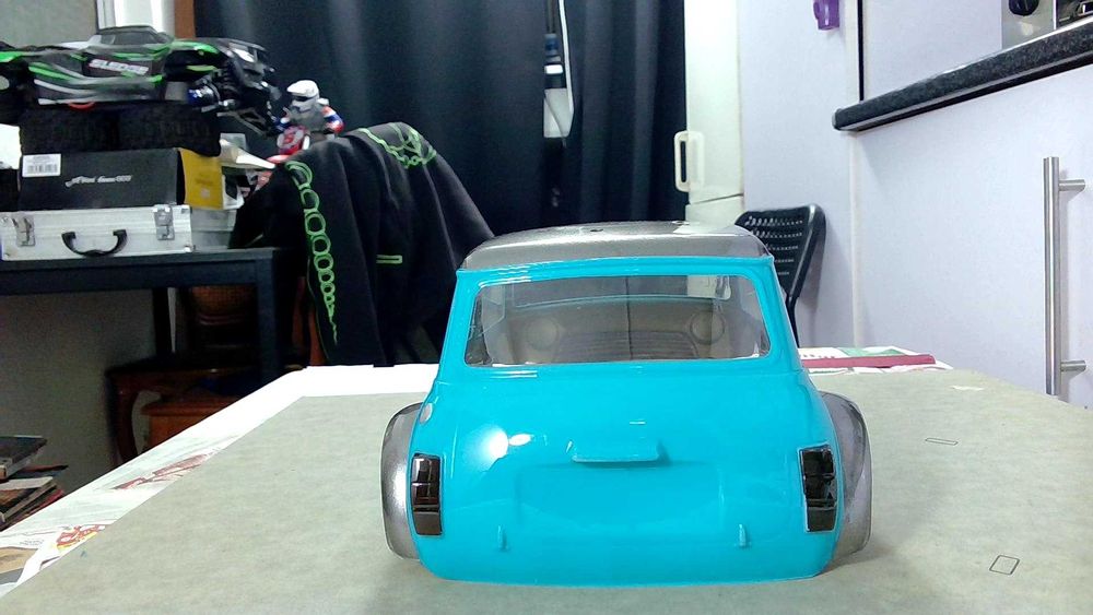 vendo body de mini 1/10