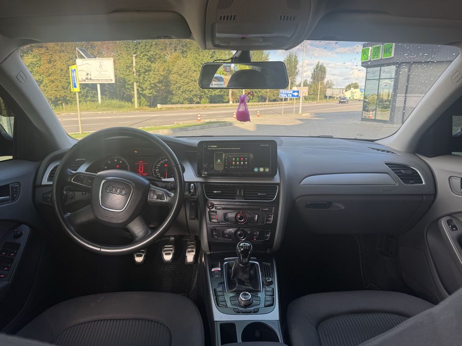 Audi A4b8 2008 рік