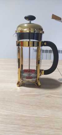 Cafeteira french press Bodum 8cup em ouro 24k vidro e frame latão