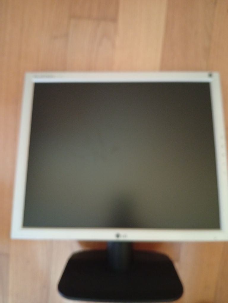 Monitor LG Flareon 17"