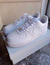 Nike Air Force 1 Low '07 White  40