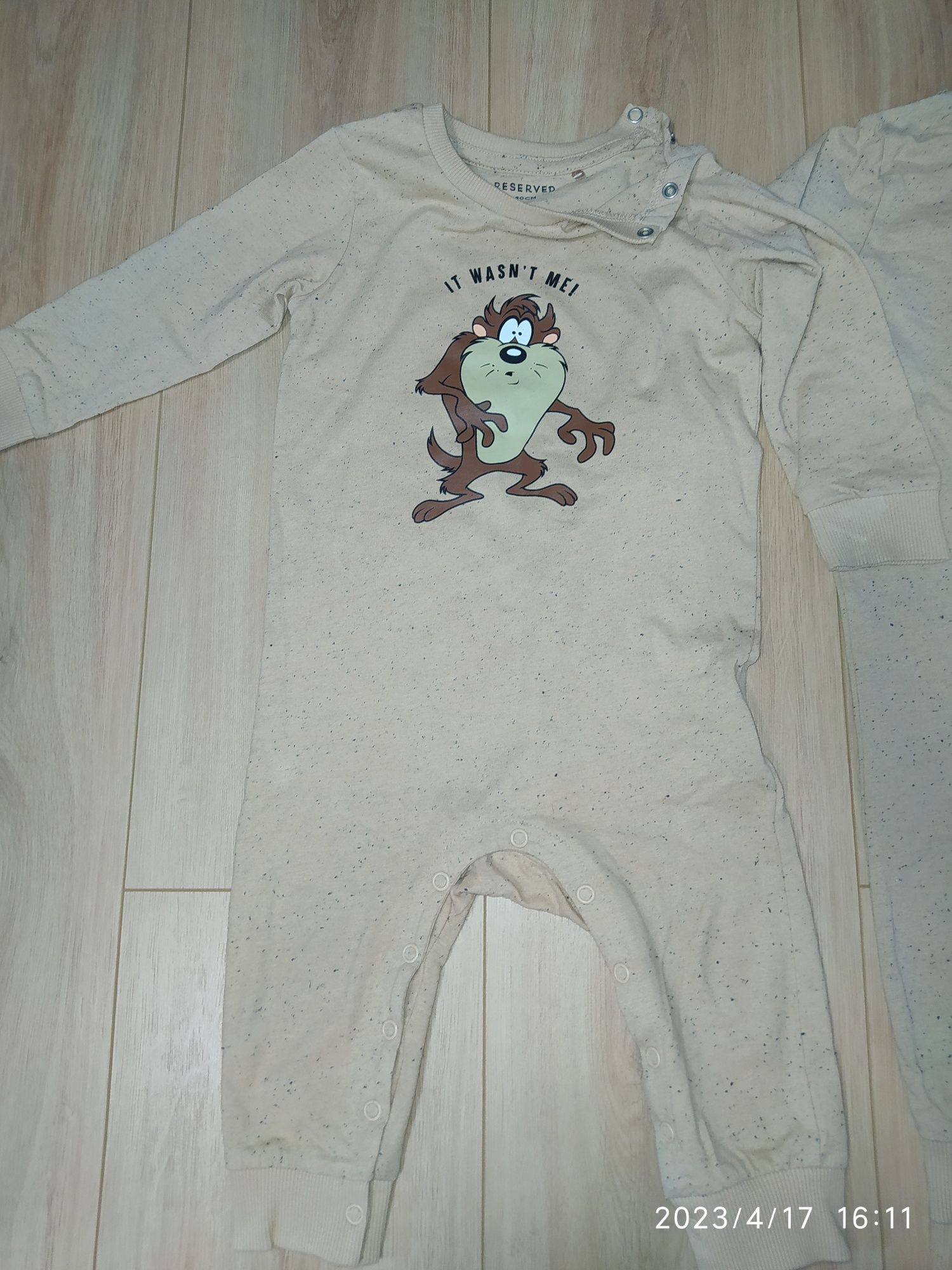 Śpiochy/pajacyki dla bliźniaków diabeł tasmański RESERVED r.80