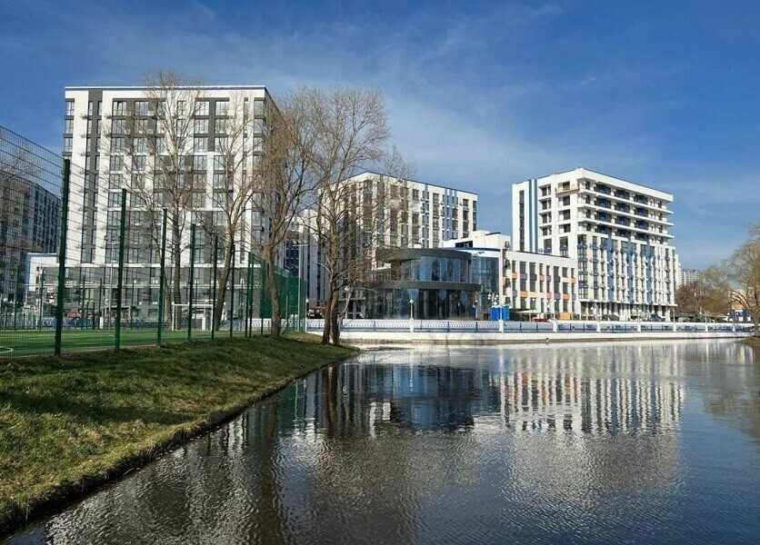 Продаж 2-к кв. Центральна, 21А, метро Славутич, ЖК Рів'єра Ріверсайд