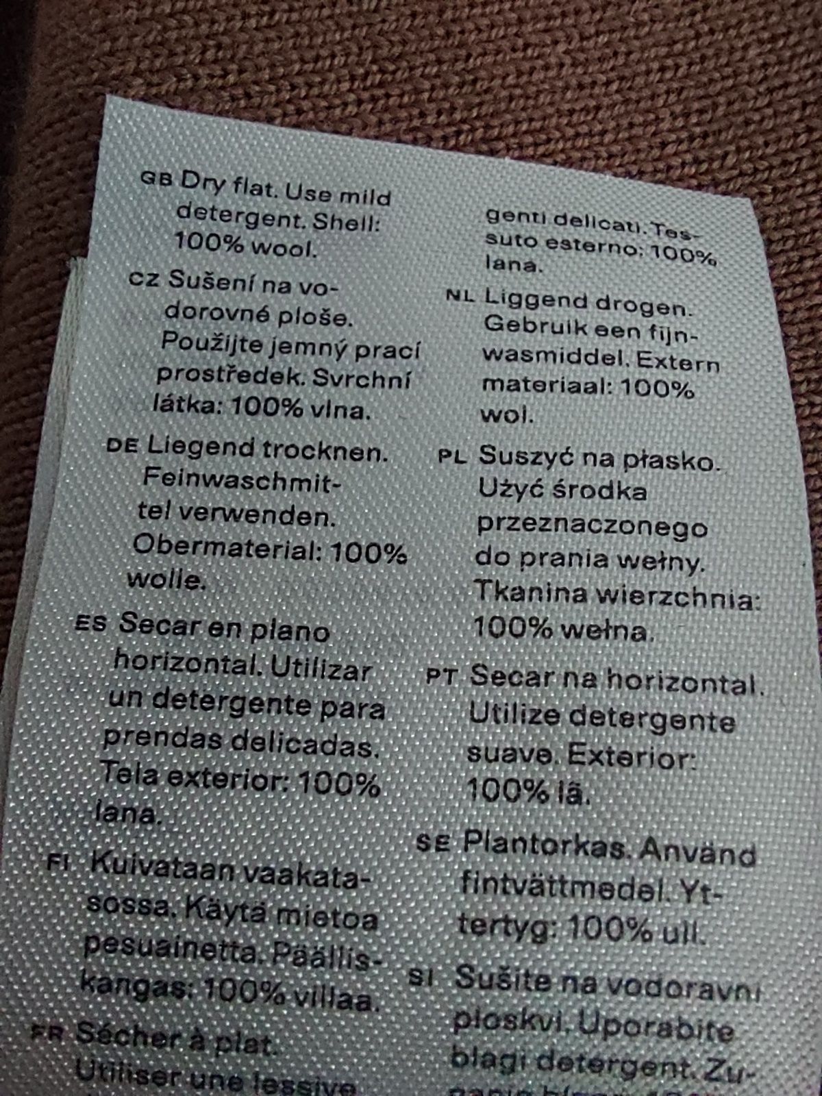 Damski sweter z wełny merino Arket rozmiar XS