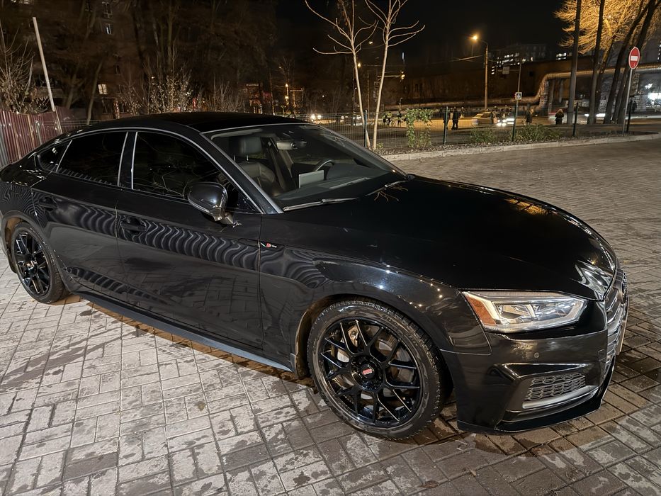 Продам автомобиль Audi a5 s-line sportback