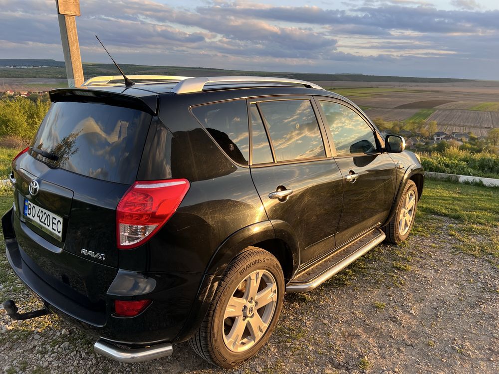 Автомобіль