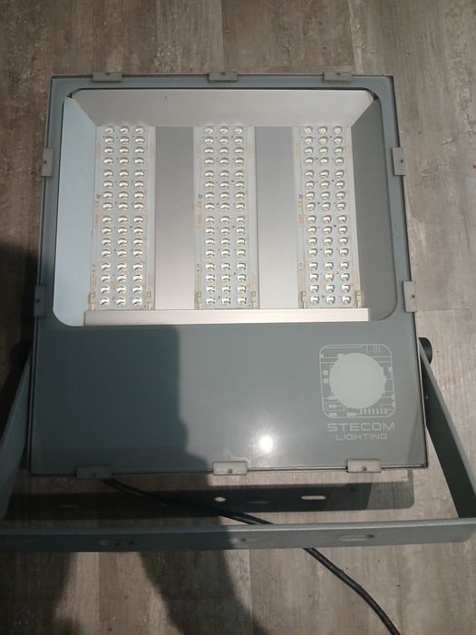 Naświetlacz stecom lighting