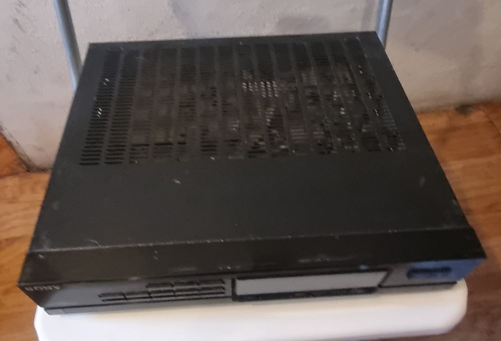 Equalizador  Sony faz parte de uma Aparelhagem Sony  de Elementos