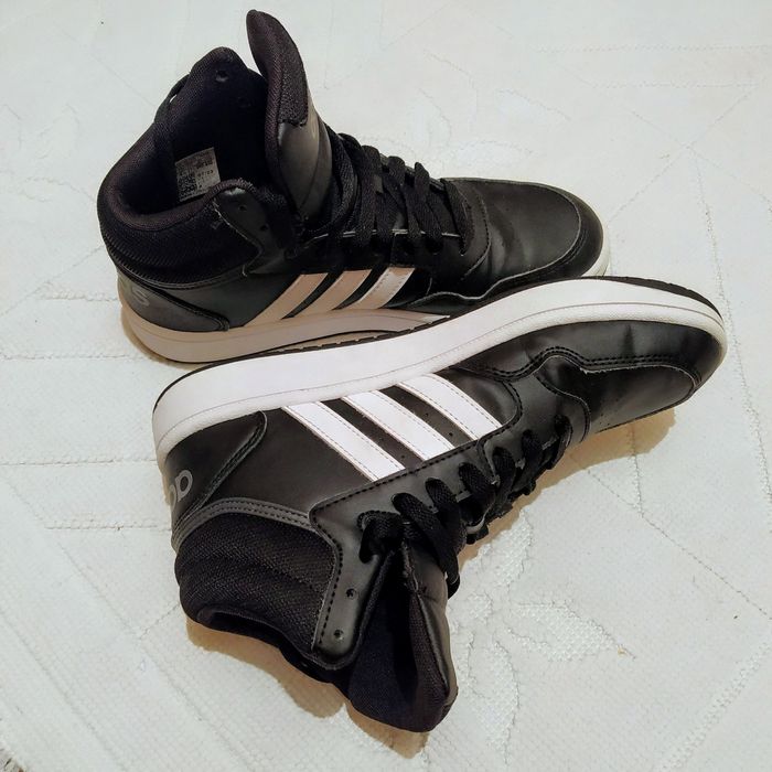 Tenis Adidas como novos