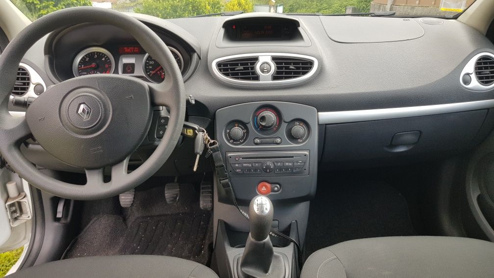 Renault Clio III, Fase 2 2009 1.2i 16V