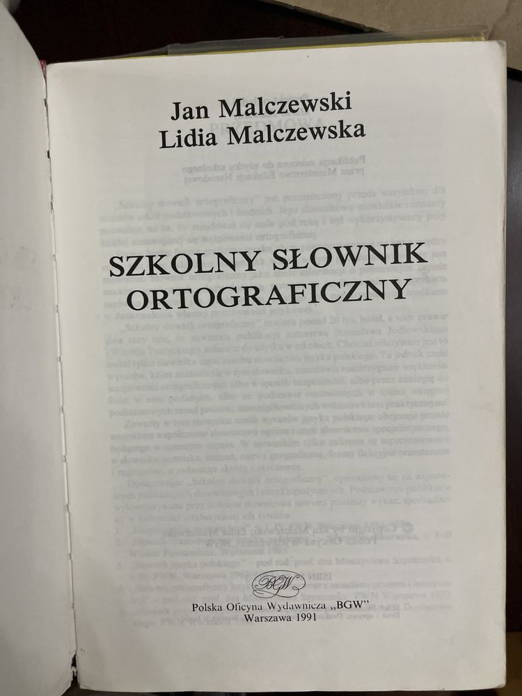 Tutus romek i .. , zwierzątka i zwierzęta, czarna owieczka,