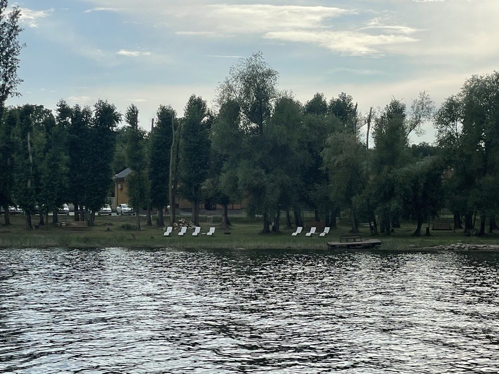 База відпочинку на Дністрі. Басейн. Село Вороновиця